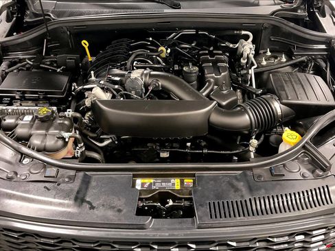 Used 2023 Dodge Durango GT image 31