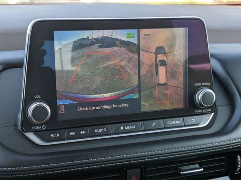 Used 2021 Nissan Rogue SL image 23