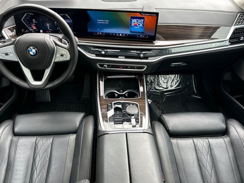 Used 2026 BMW X7 xDrive40i AWD/4WD image 12