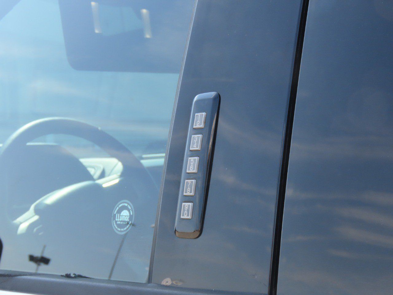 Used 2018 Ford F150 Lariat w/ Equipment Group 502A Luxury RWD image 19