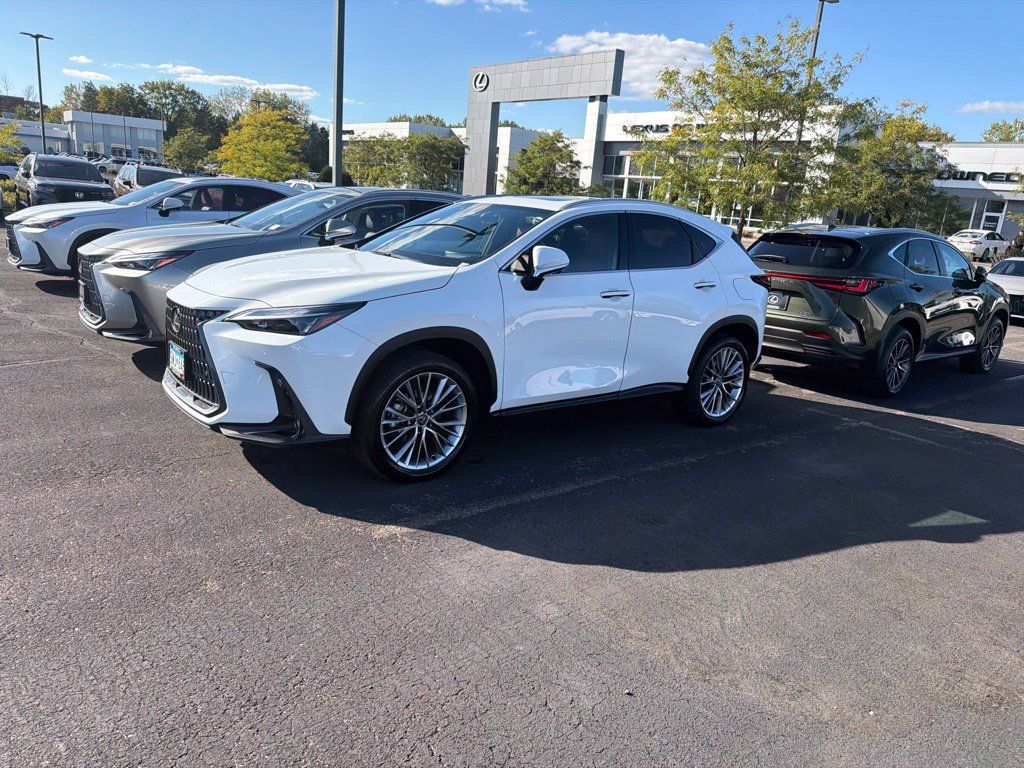 Used 2026 Lexus NX 350h AWD w/ Accessory Package (2T) image 3