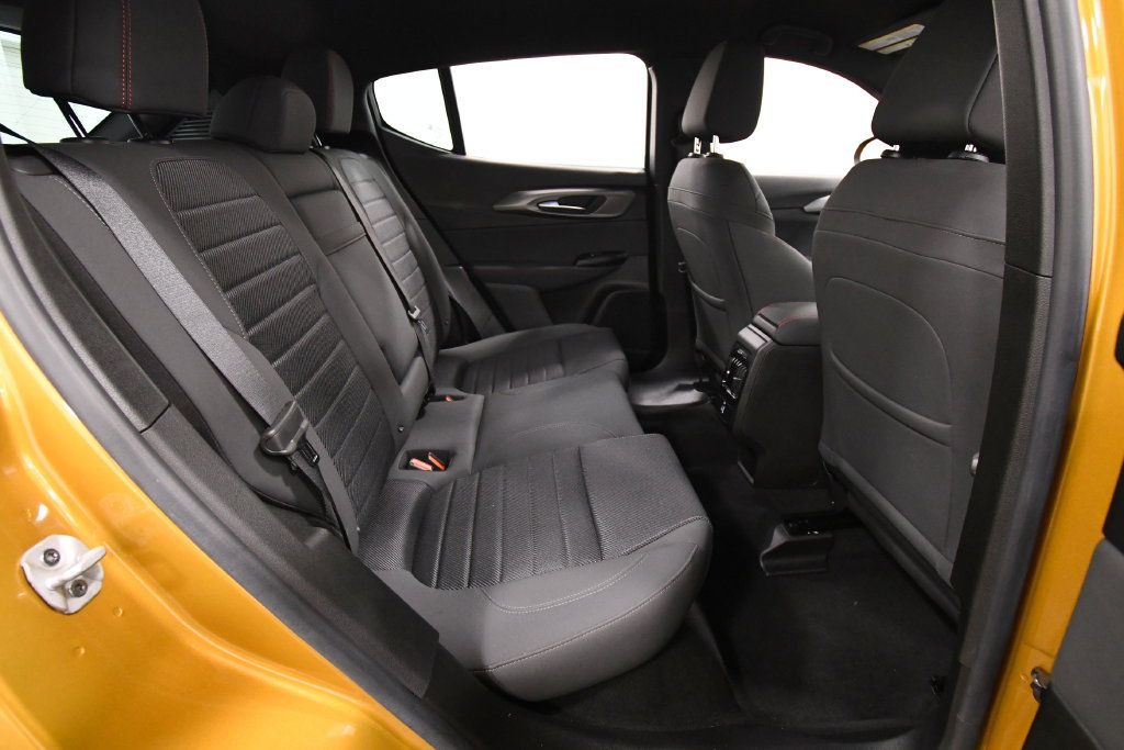 Used 2024 Dodge Hornet R/T w/ Tech Pack w/o Parking AWD/4WD image 17