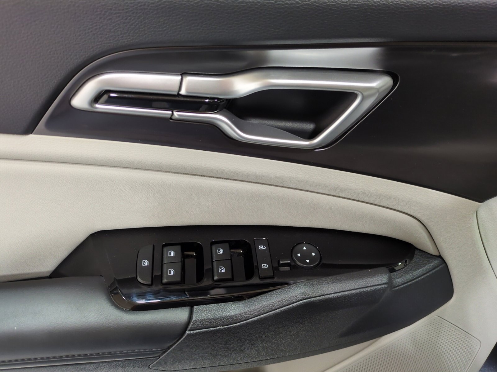 Certified 2024 Kia Sportage EX FWD image 16