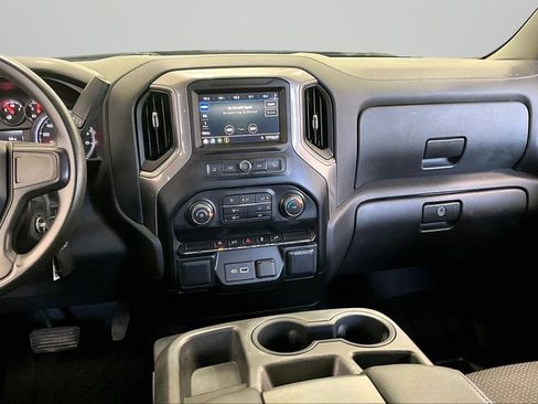 Used 2021 Chevrolet Silverado 1500 Custom AWD/4WD image 10