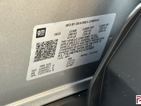 Certified 2025 Chevrolet Trax LT FWD image 33
