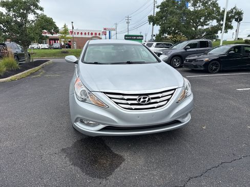Used 2011 Hyundai Sonata SE FWD image 13