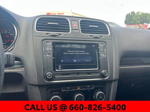 Used 2011 Volkswagen Golf 2-Door FWD image 13