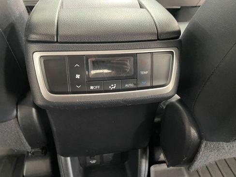 Used 2016 Toyota Highlander Limited AWD/4WD image 17