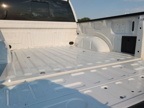 Used 2025 Ford F150 Lariat AWD/4WD image 13