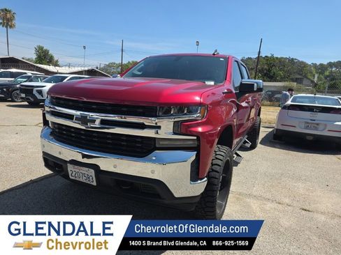 Used 2020 Chevrolet Silverado 1500 LT w/ All-Star Edition image 3