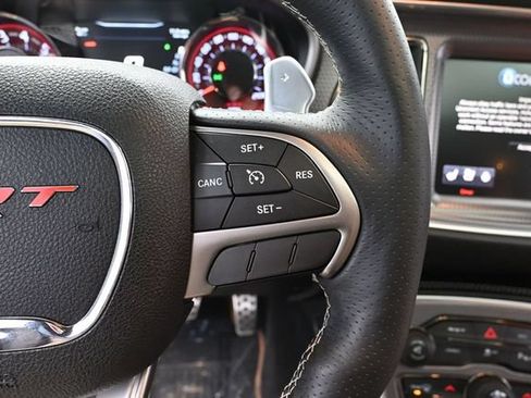 Used 2016 Dodge Challenger SRT Hellcat RWD image 29