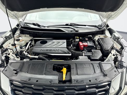 Used 2023 Nissan Rogue S AWD/4WD image 25
