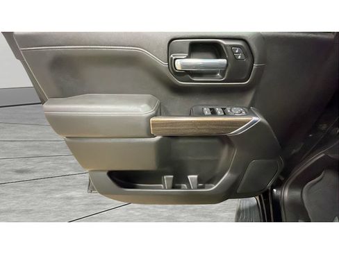 Used 2019 Chevrolet Silverado 1500 LT w/ All-Star Edition image 9