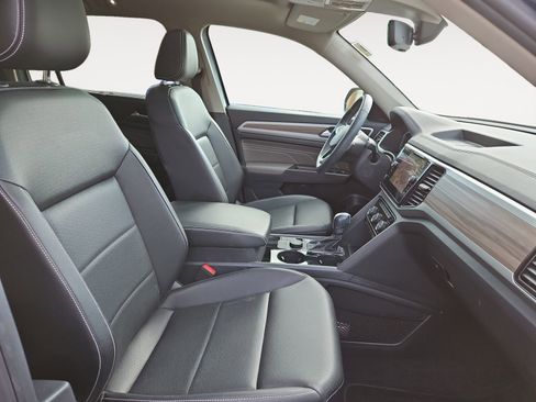 Used 2023 Volkswagen Atlas SEL image 15