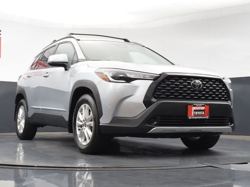 Used 2023 Toyota Corolla Cross LE w/ Black Badges Package (TMS) image 28