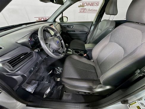 Certified 2025 Subaru Forester Premium image 25