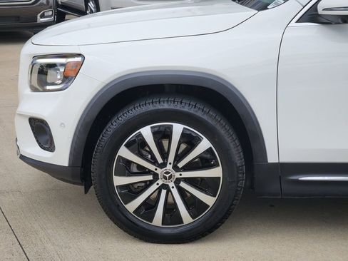 Used 2021 Mercedes-Benz GLB 250 image 8
