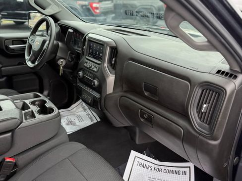 Used 2022 Chevrolet Silverado 1500 Custom image 31