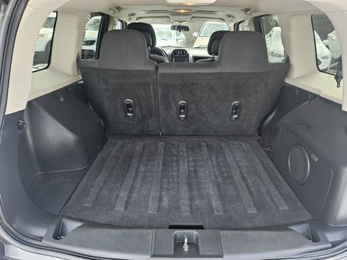 Used 2013 Jeep Patriot Latitude w/ Sun/Sound Group image 16