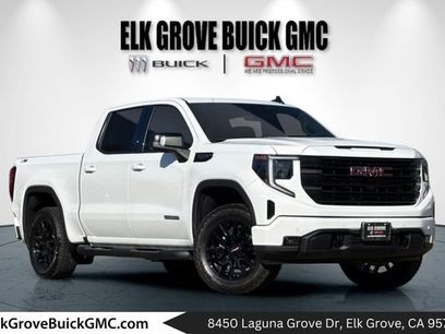 Used 2025 GMC Sierra 1500 Elevation w/ Elevation Premium Package