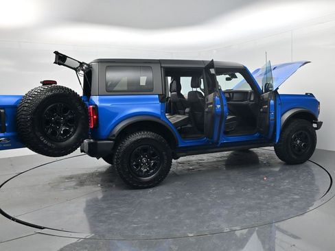 Used 2022 Ford Bronco Wildtrak image 69