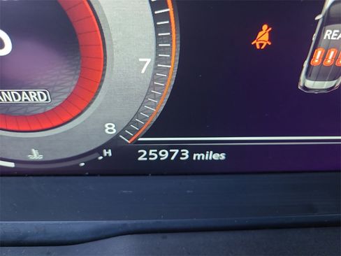 Certified 2023 Nissan Rogue Platinum image 32