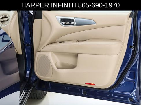 Used 2017 Nissan Pathfinder SL w/ SL Premium Package FWD image 70