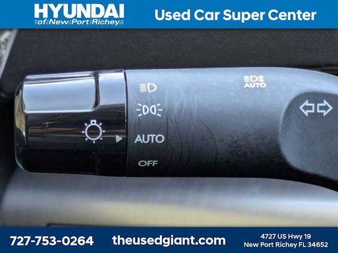 Used 2025 Hyundai Kona SEL image 33