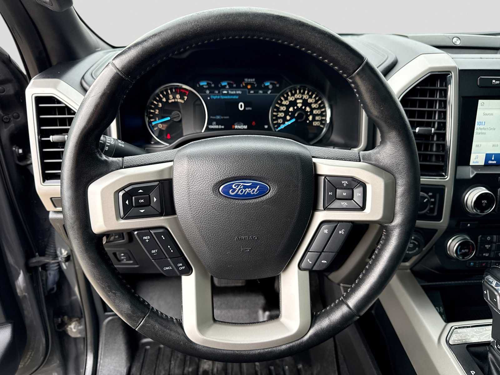 Certified 2018 Ford F150 Lariat w/ Equipment Group 502A Luxury AWD/4WD image 23