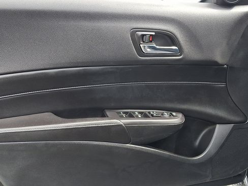 Used 2014 Acura ILX w/ Technology Package image 13