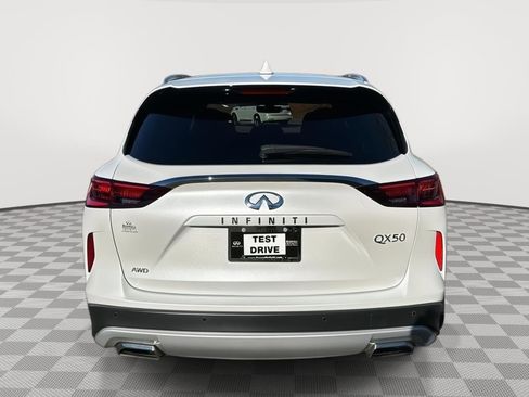 Certified 2025 INFINITI QX50 Luxe image 6