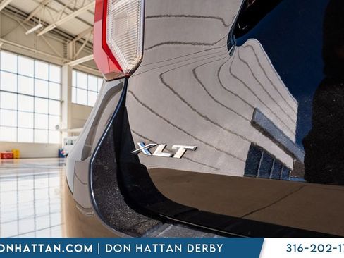 Used 2023 Ford Explorer XLT w/ Equipment Group 202A image 34