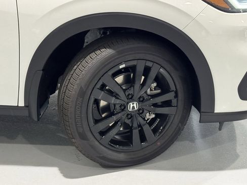 New 2026 Honda HR-V Sport image 30