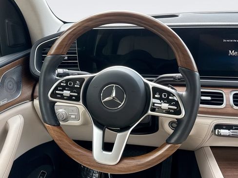 Used 2022 Mercedes-Benz GLE 350 4MATIC image 11