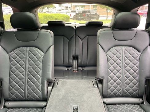 Used 2022 Audi SQ7 Prestige w/ Prestige Package AWD/4WD image 36