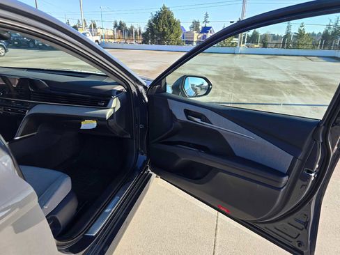 Certified 2025 Toyota Camry LE image 10