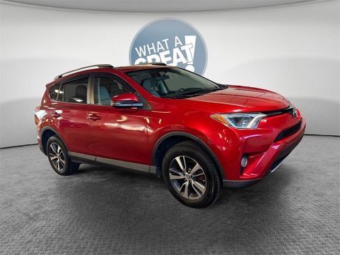 Used 2016 Toyota RAV4 XLE image 1