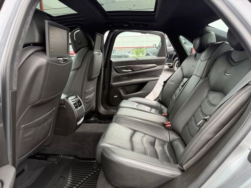 Used 2018 Cadillac CT6 Platinum AWD/4WD image 31