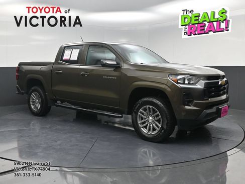 Used 2024 Chevrolet Colorado LT w/ LT Convenience Package II RWD image 1