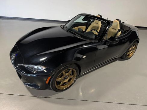 Used 2016 MAZDA MX-5 Miata Grand Touring RWD image 32