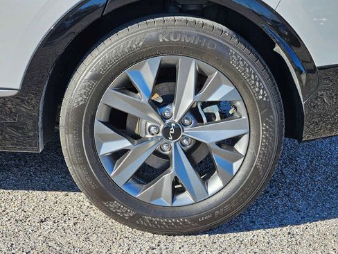 Certified 2024 Kia Sportage SX image 13