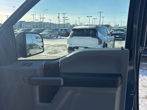 Used 2018 Ford F150 XLT image 23