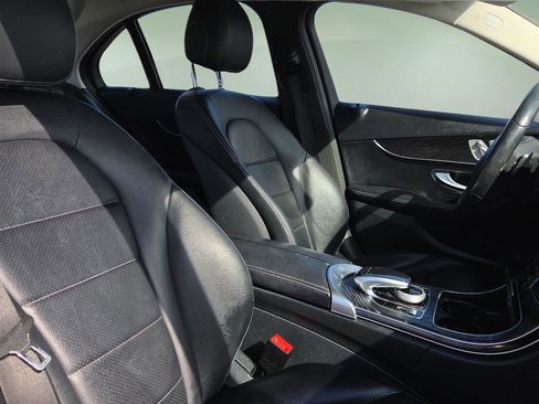 Used 2016 Mercedes-Benz C 300 Sedan image 16