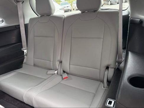 Used 2018 Acura MDX FWD image 9