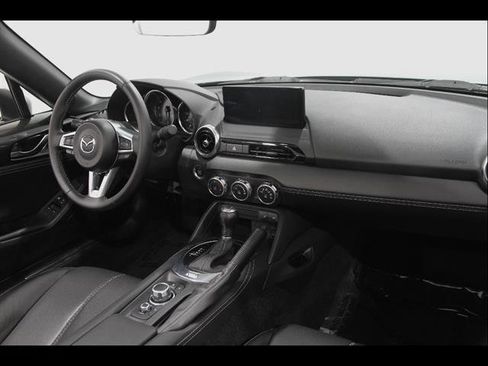 Used 2025 MAZDA MX-5 Miata Grand Touring RWD image 18