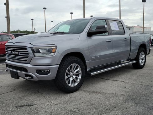 Used 2023 RAM 1500 Laramie AWD/4WD image 3
