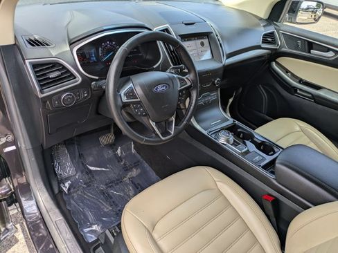Used 2019 Ford Edge SEL w/ Equipment Group 201A AWD/4WD image 10
