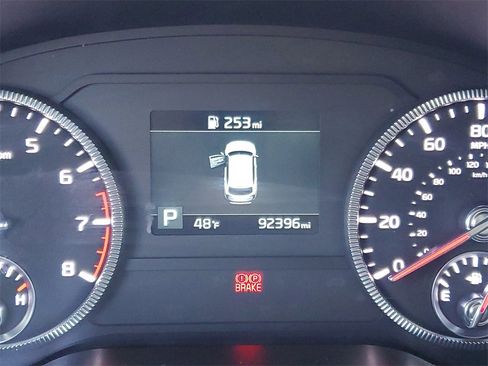 Used 2020 Kia Telluride LX image 14