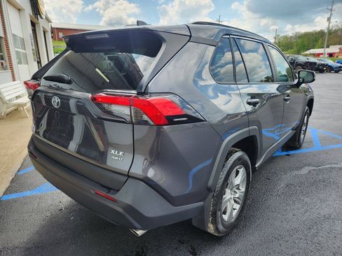 Used 2024 Toyota RAV4 XLE AWD/4WD image 8