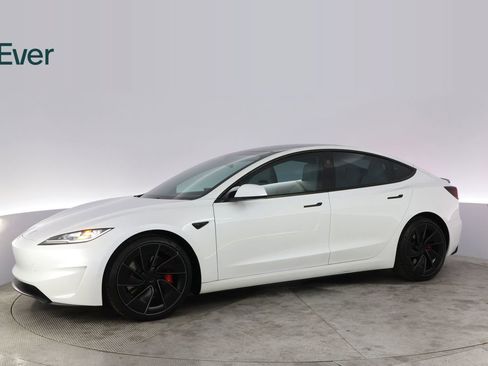Used 2025 Tesla Model 3 Performance AWD/4WD image 18
